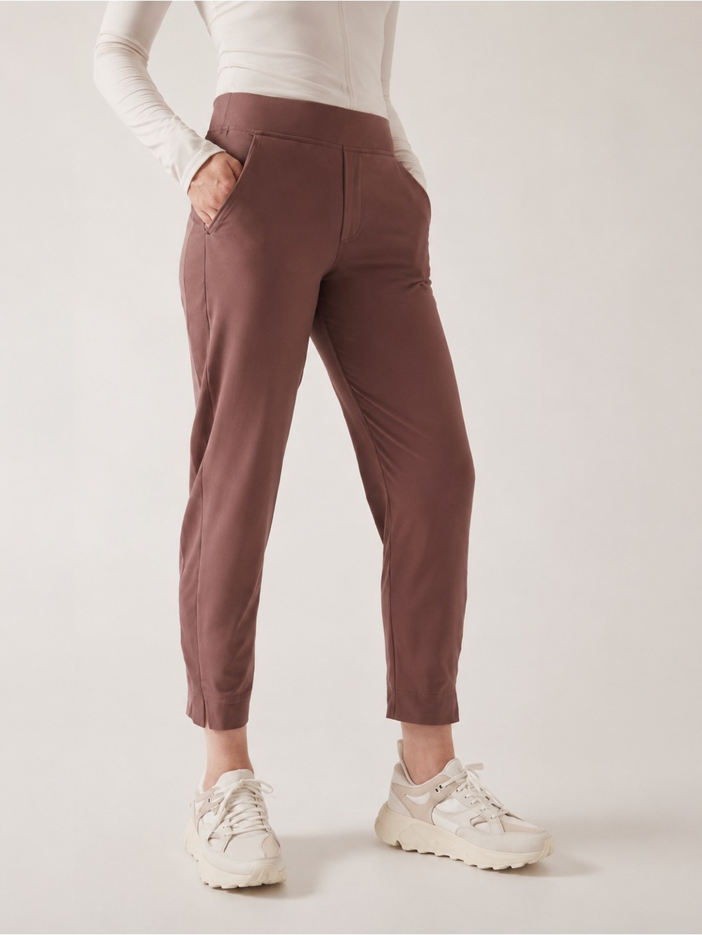 Athleta Brooklyn  Ankle Pant Size 8 Tall Mauve Athleisure  Style Work Travel